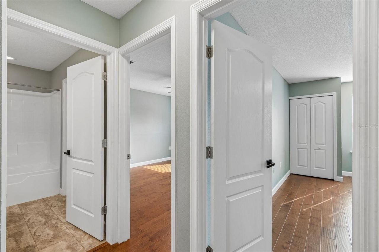 18098 Macek Rd , Weeki Wachee, FL 34614 Photo