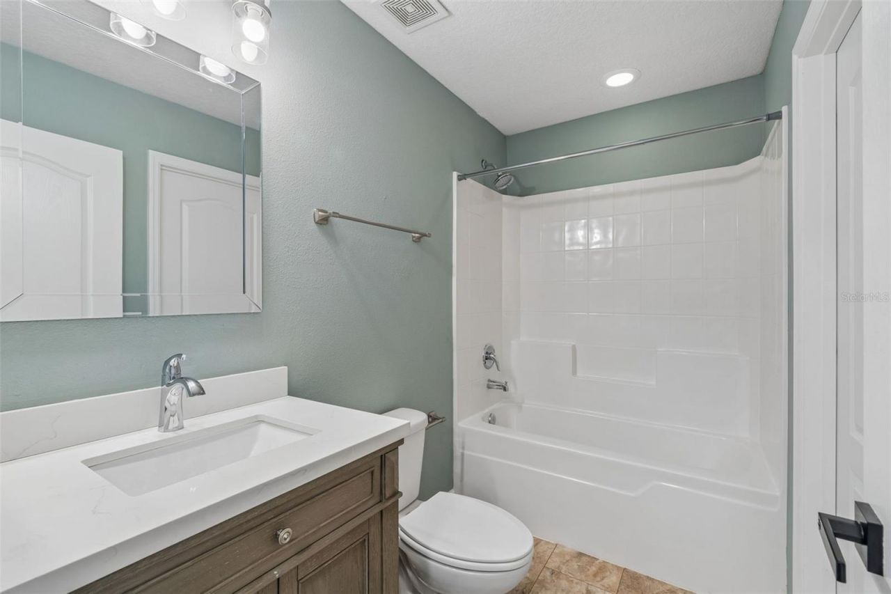 18098 Macek Rd , Weeki Wachee, FL 34614 Photo