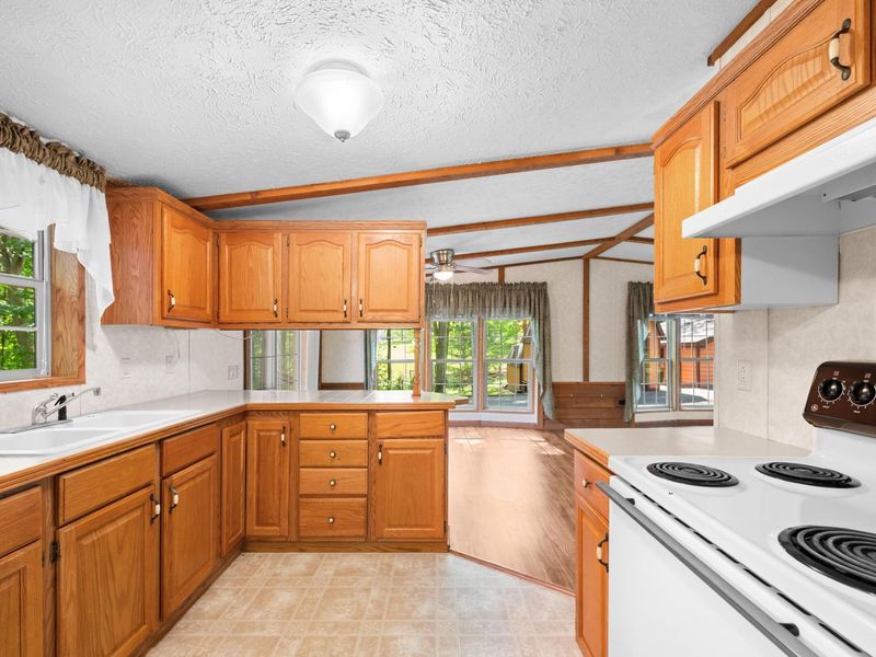 2620 Burnett Road, Cutler, OH 45724 Photo 10