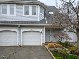 15 Bayview Court Long Branch, NJ 07740