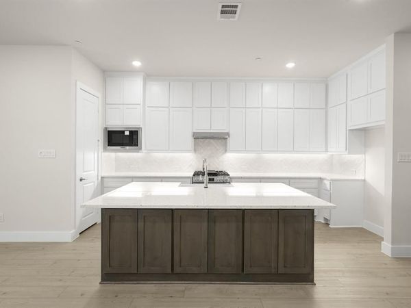 1818 Wittington Place, Farmers Branch, TX 75234