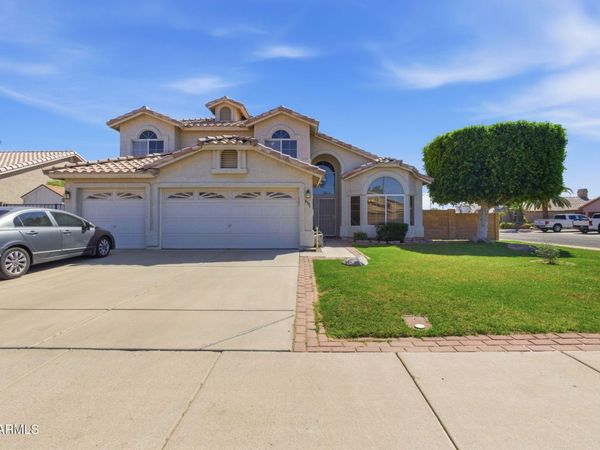 8371 W VILLA RITA Drive, Peoria, AZ 85382