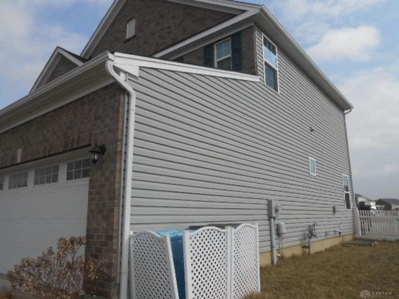 3198 White Ash Drive, Bethel Township, OH 45371 Photo 5