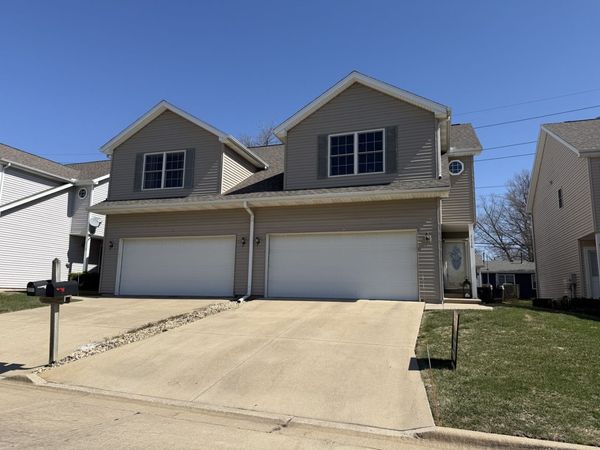 1116 Doral Drive, Bloomington, IL 61701