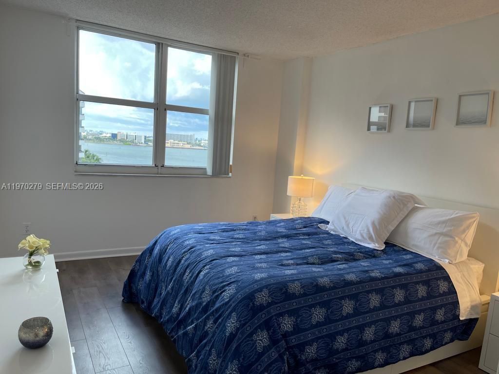 770 NE Claughton Island Dr , Unit 1013, Miami, FL 33131 Photo