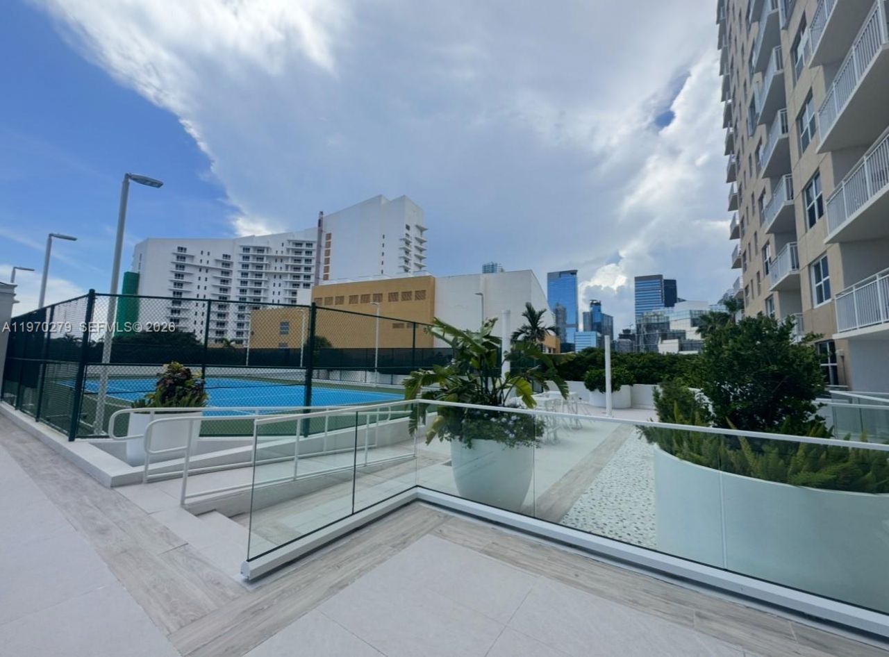 770 NE Claughton Island Dr , Unit 1013, Miami, FL 33131 Photo