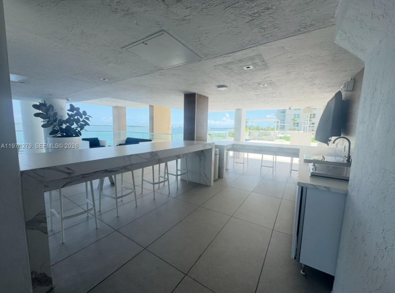 770 NE Claughton Island Dr , Unit 1013, Miami, FL 33131 Photo