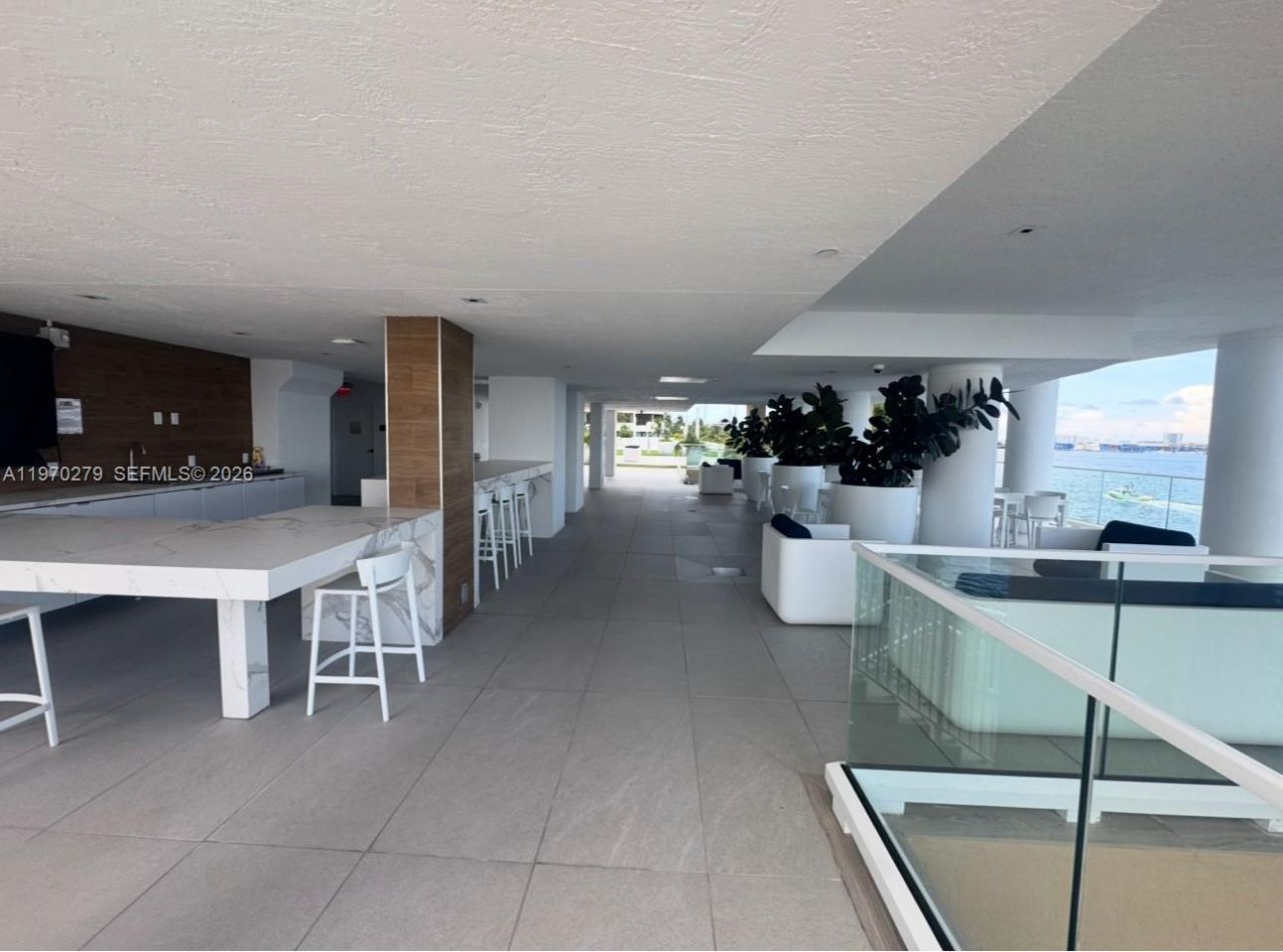 770 NE Claughton Island Dr , Unit 1013, Miami, FL 33131 Photo