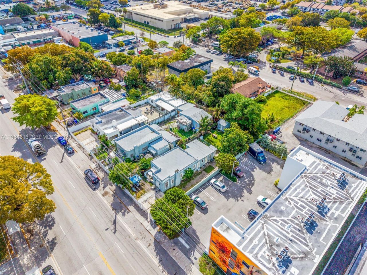 844 NW 29th St , Miami, FL 33127 Photo