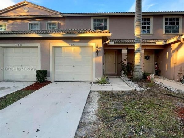 8655 N Southgate Shores Cir , Tamarac, FL 33321