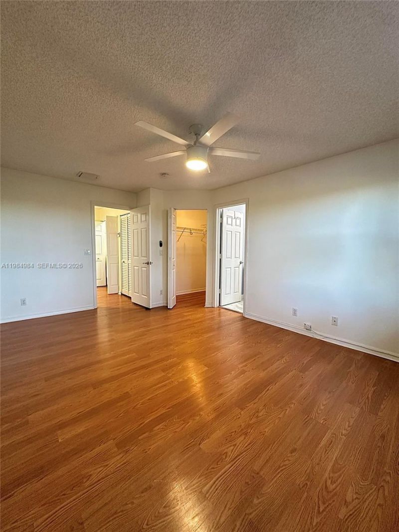 8655 N Southgate Shores Cir, Tamarac, FL 33321 Photo