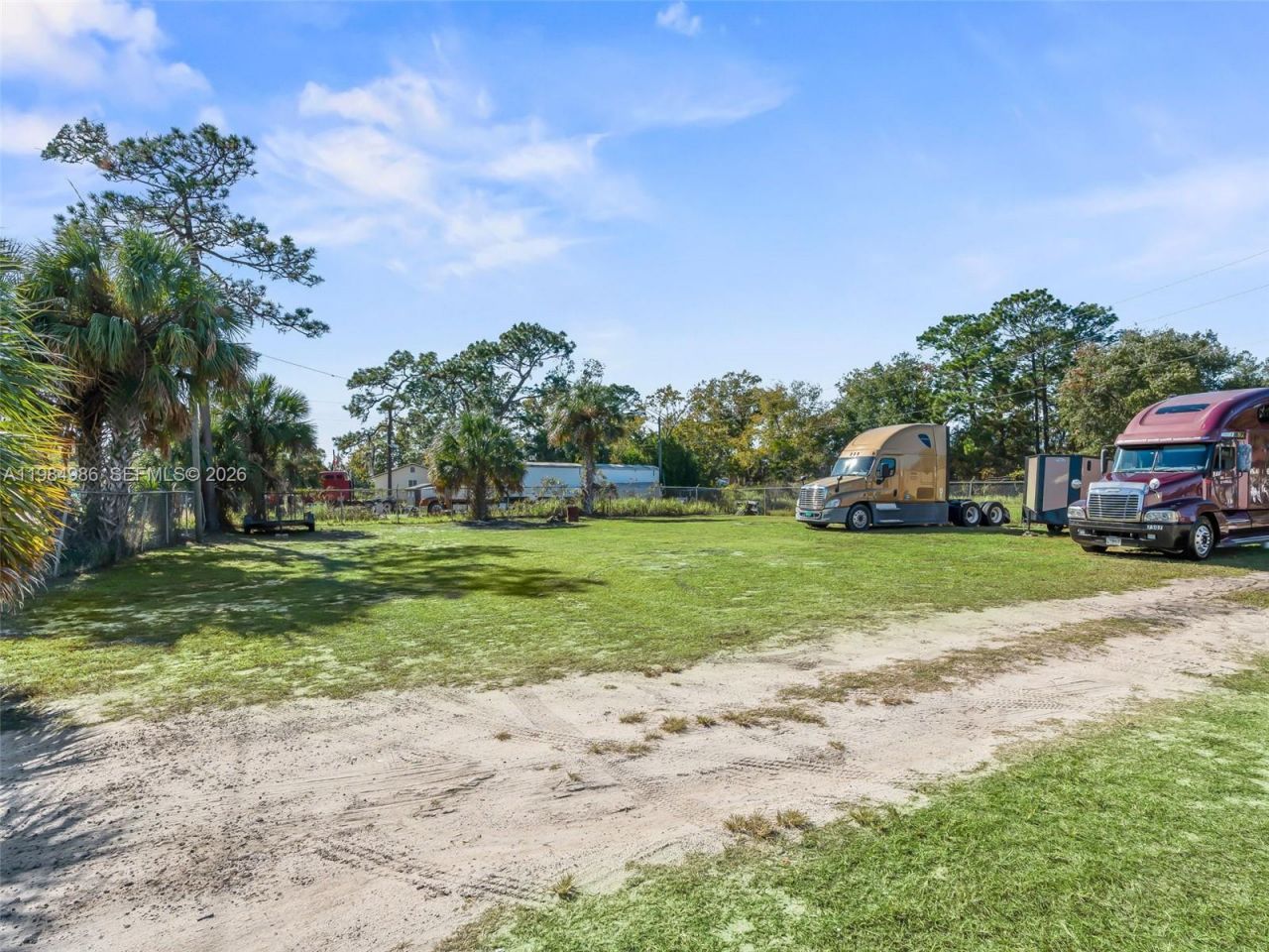 9594 SE Maricamp Road , Ocala, FL 34472 Photo