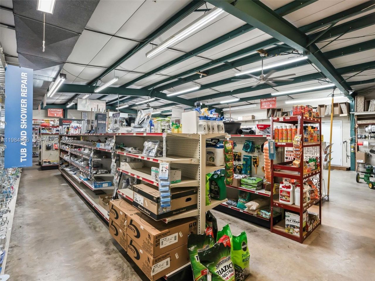 9594 SE Maricamp Road , Ocala, FL 34472 Photo