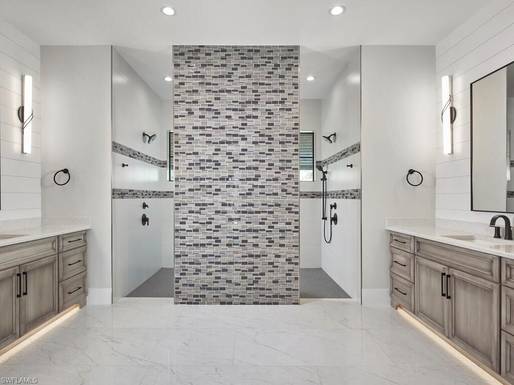 999 Spruce Ct , Marco Island, FL 34145 Photo