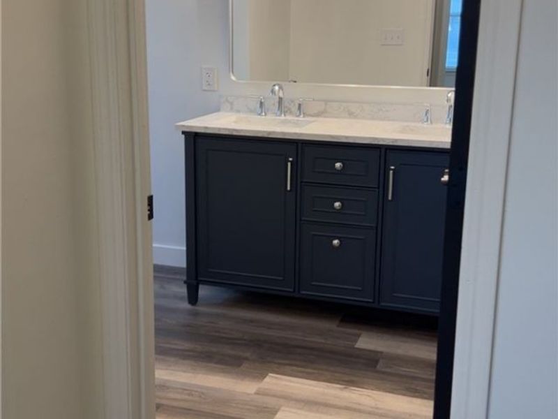 805 johnny k, Hubbard, OH 44425 Photo 9