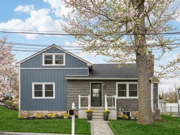 2 Guenter St, Butler, NJ 07405