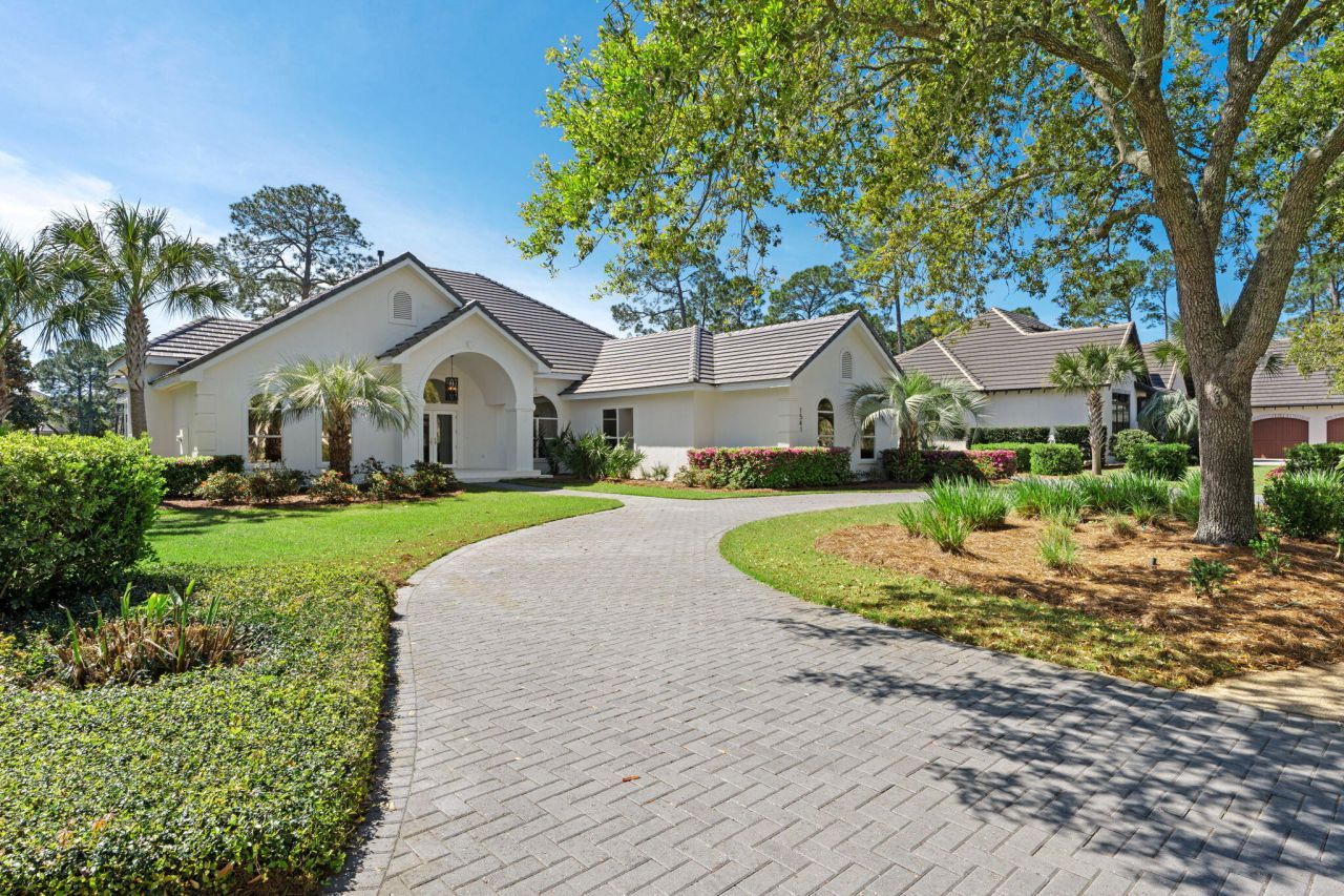 1541 Baytowne Avenue, Miramar Beach, FL 32550 Main Photo