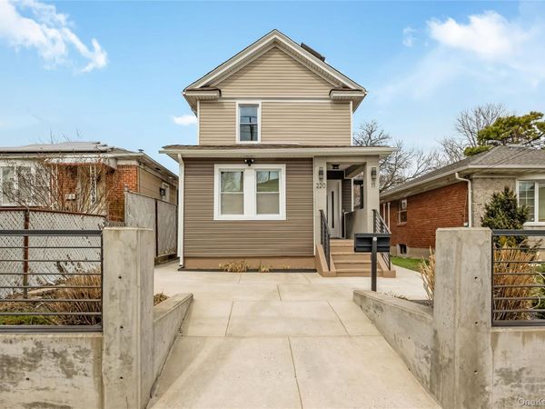 22011 139th Avenue, Springfield Gardens, NY 11413