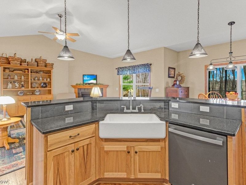 4293 Legend Road NW, Minerva, OH 44657 Photo 10