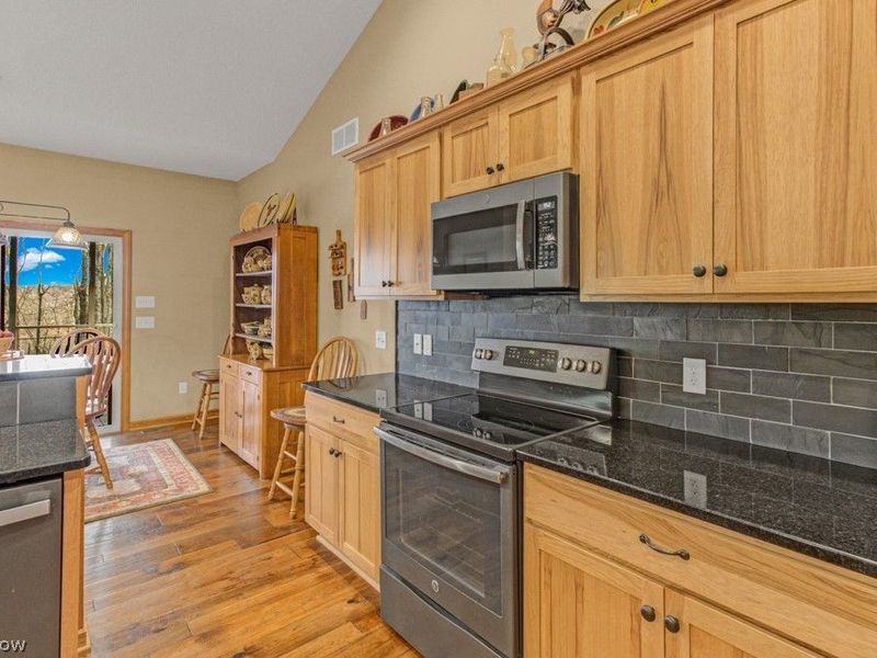 4293 Legend Road NW, Minerva, OH 44657 Photo 8