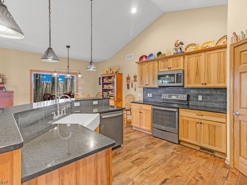 4293 Legend Road NW, Minerva, OH 44657 Photo 9