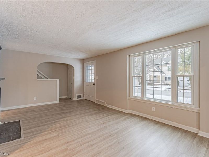 3686 Randolph Road, Cleveland Heights, OH 44121 Photo 4