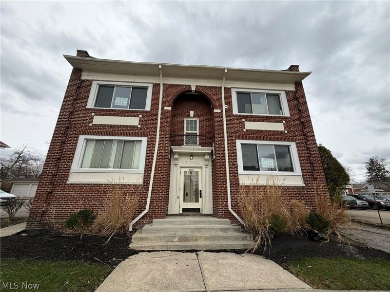 3186 Euclid Heights Boulevard, Unit 4, Cleveland Heights, OH 44118 Photo 1