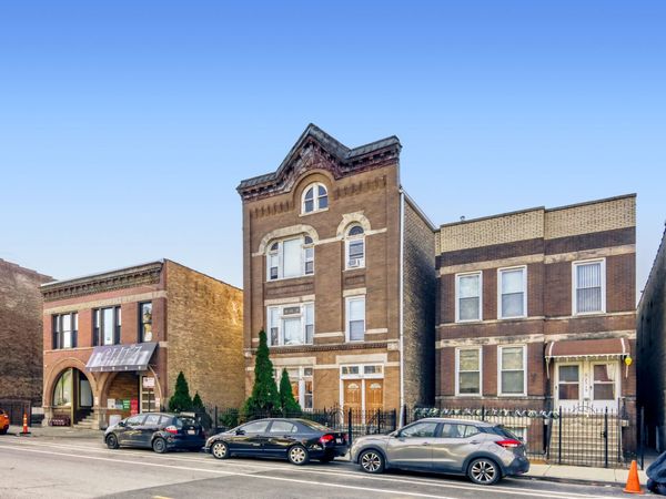 2515 W Augusta Boulevard, Unit 1S, Chicago, IL 60622