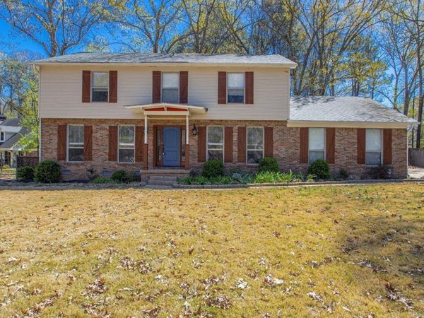 4 Barber Cove, Maumelle, AR 72113