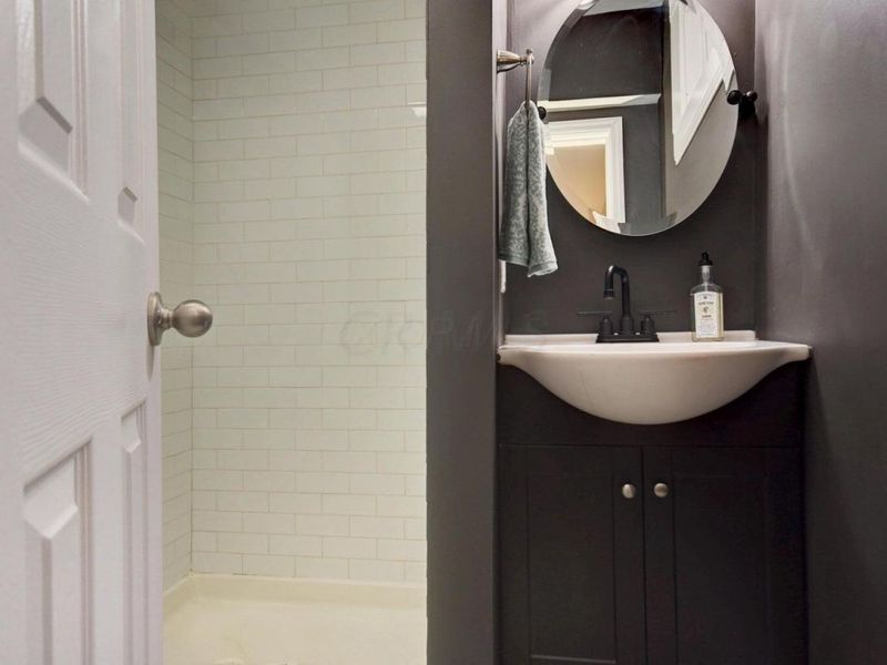 220 N Monroe Avenue , Columbus, OH 43203 Photo 24