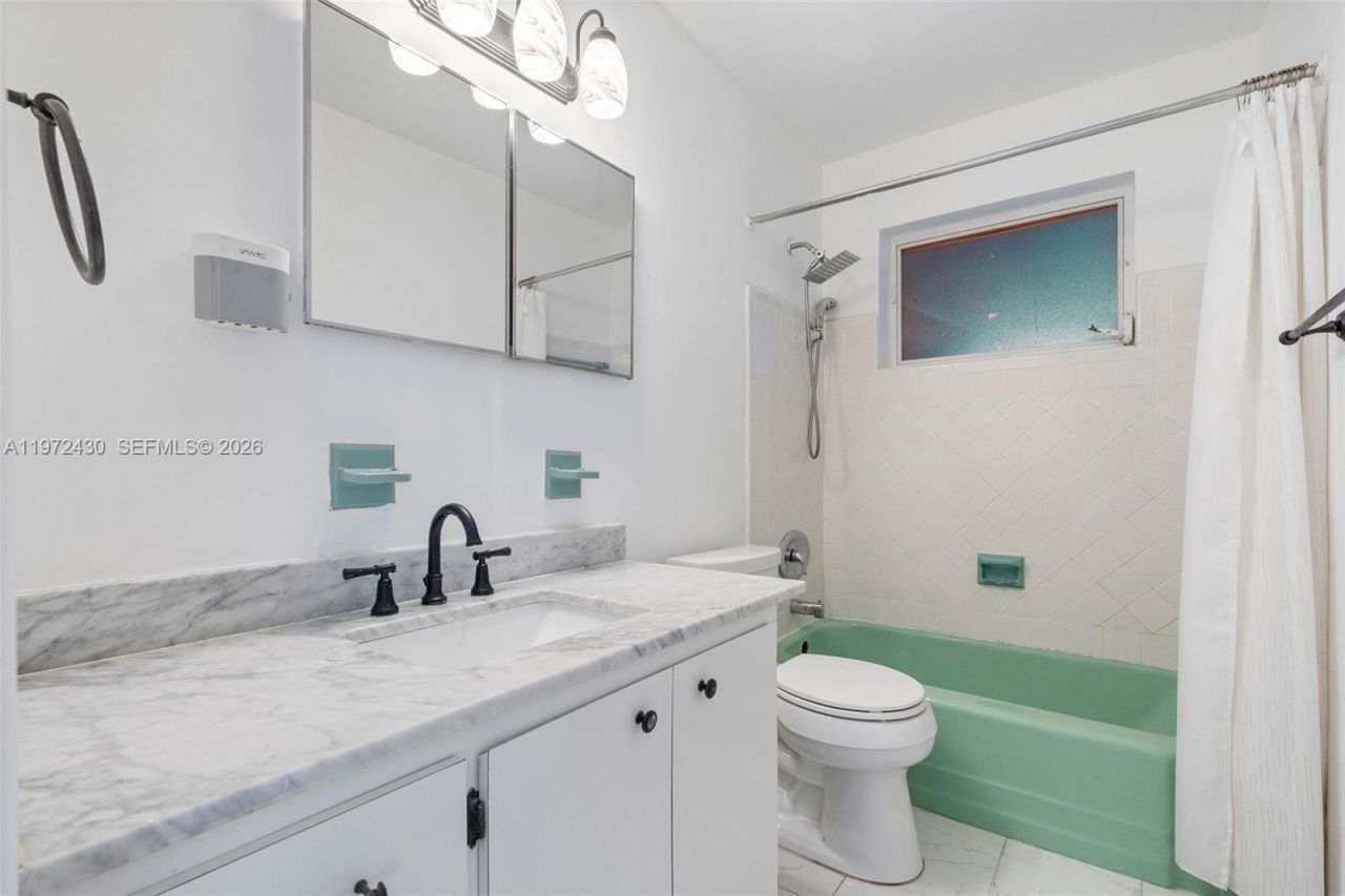 710 N 65th Ter, Hollywood, FL 33024 Photo