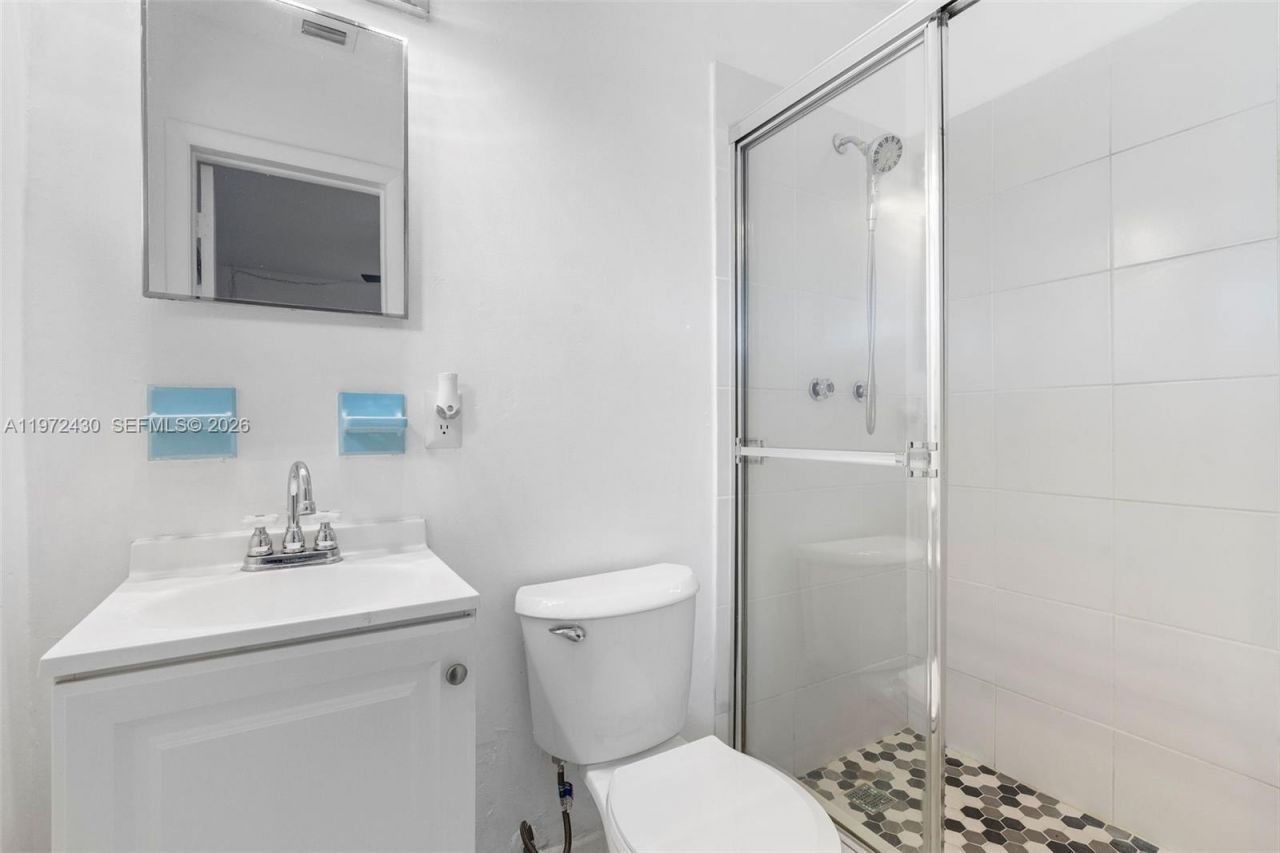 710 N 65th Ter, Hollywood, FL 33024 Photo