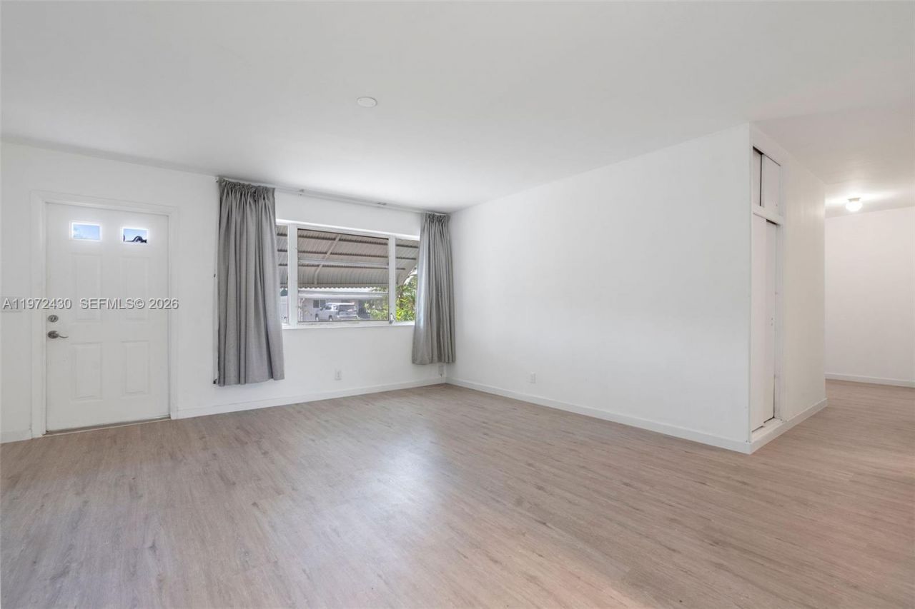 710 N 65th Ter, Hollywood, FL 33024 Photo