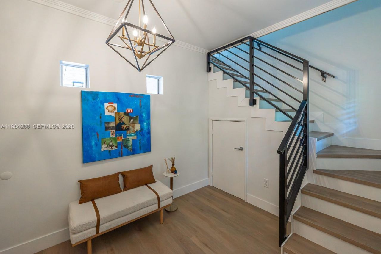 261 Navarre Ave , Unit B-1, Coral Gables, FL 33134 Photo