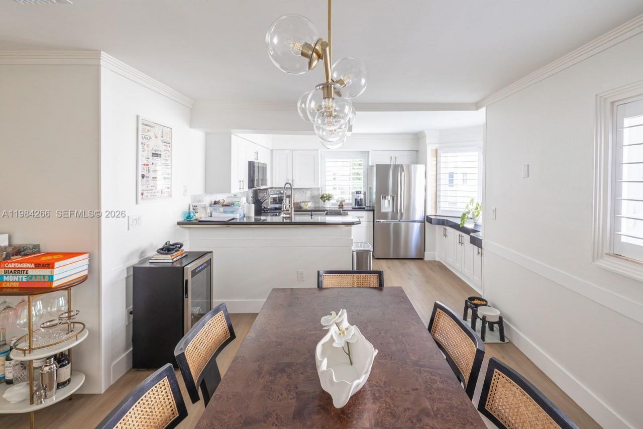 261 Navarre Ave , Unit B-1, Coral Gables, FL 33134 Photo