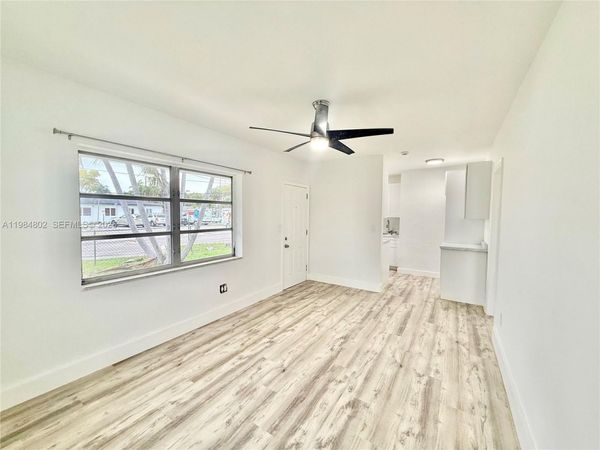 1942 NE 172nd St, Unit 1942, North Miami Beach, FL 33162