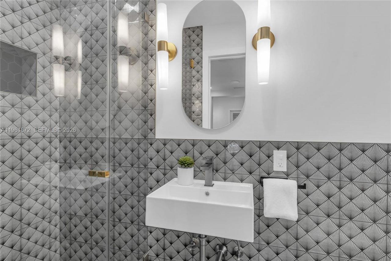 1222 Cortez St, Coral Gables, FL 33134 Photo