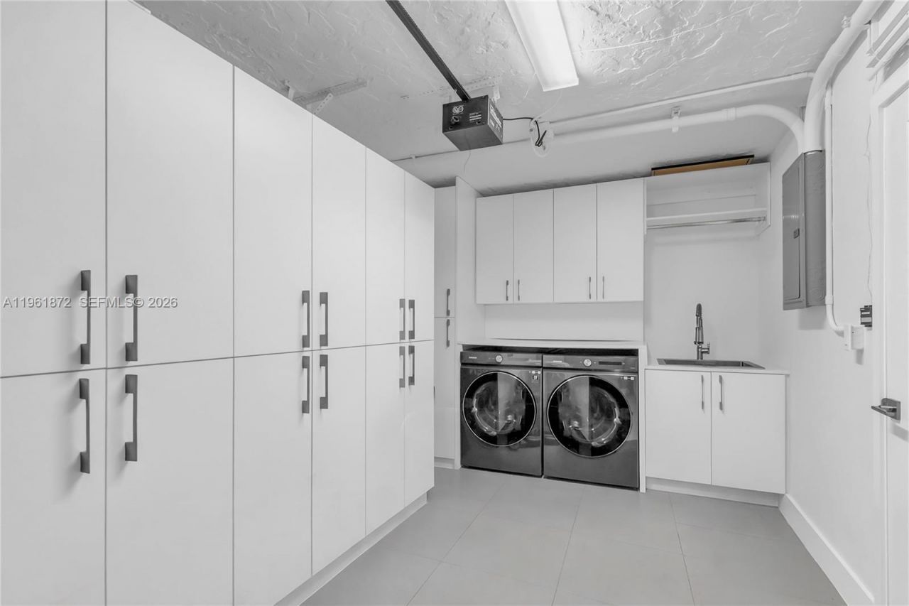 1222 Cortez St, Coral Gables, FL 33134 Photo