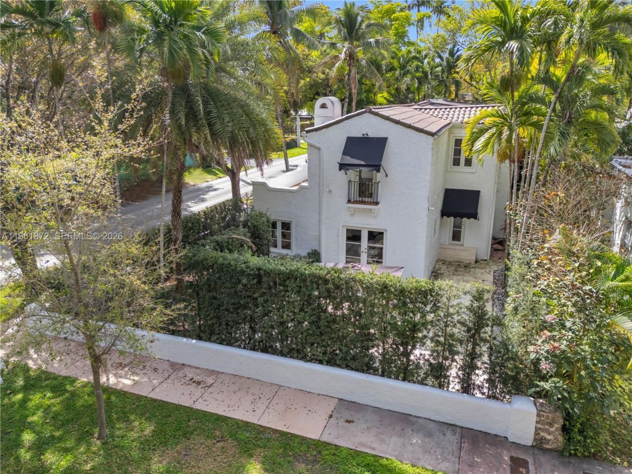 1222 Cortez St, Coral Gables, FL 33134 Photo