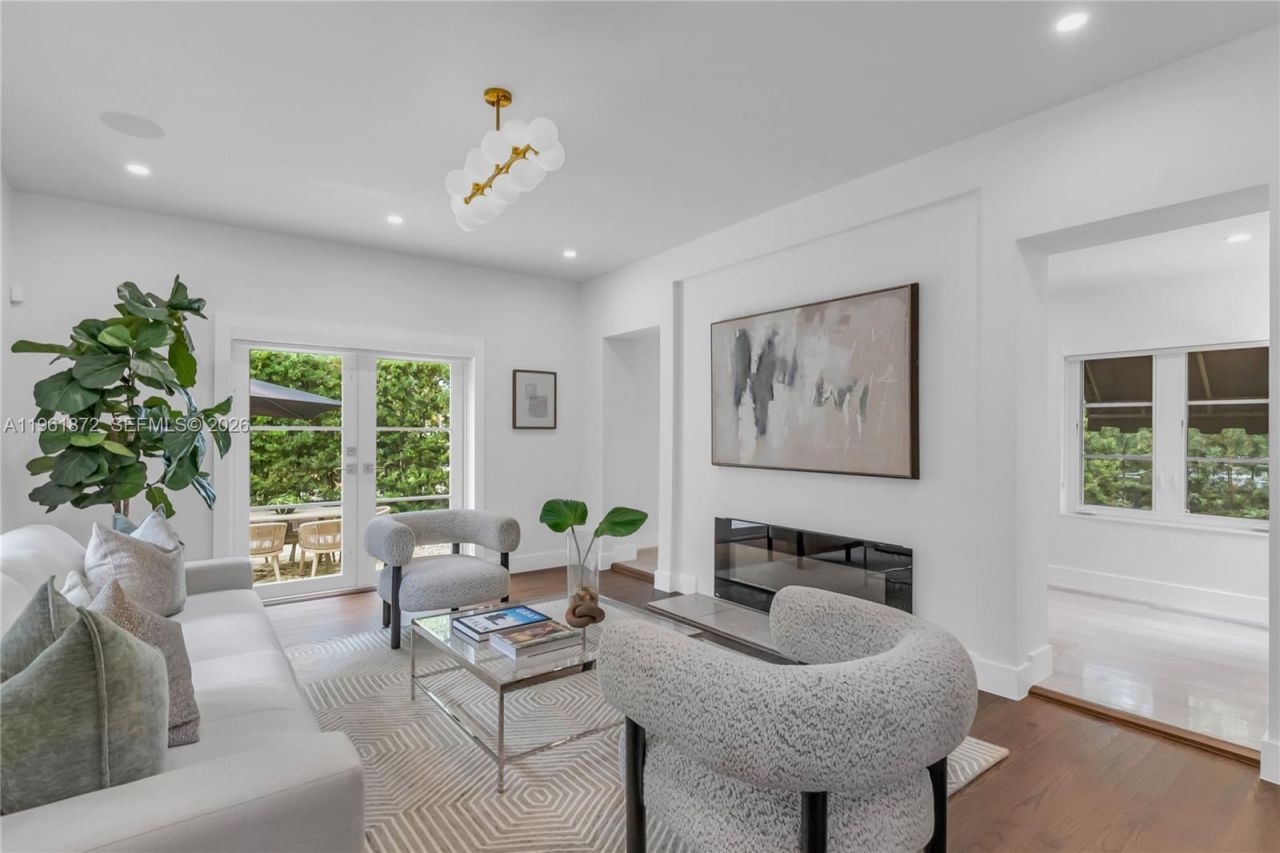 1222 Cortez St, Coral Gables, FL 33134 Photo