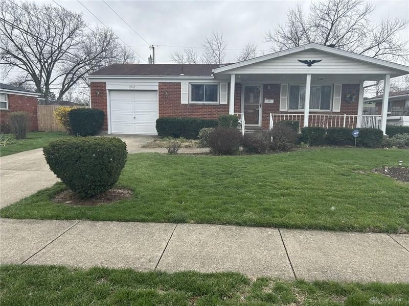 1912 Echo Wood Court, Kettering, OH 45429 Photo 1