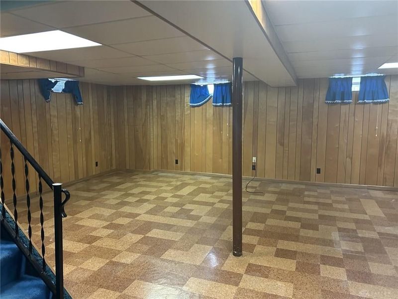 1912 Echo Wood Court, Kettering, OH 45429 Photo 14