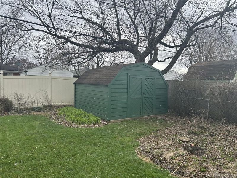 1912 Echo Wood Court, Kettering, OH 45429 Photo 22