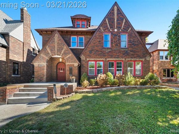 17166 Parkside Street, Detroit, MI 48221