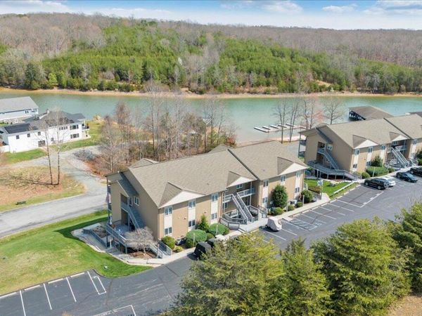 1209 Mariners WAY , Unit 66, Huddleston, VA 24104