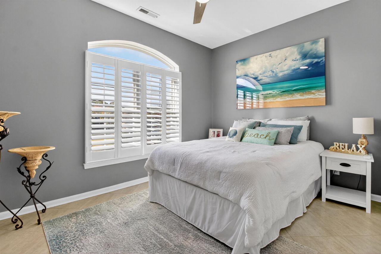 4609 Lightkeepers Way  Photo 14