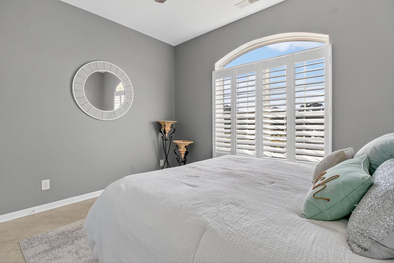 4609 Lightkeepers Way  Photo 16