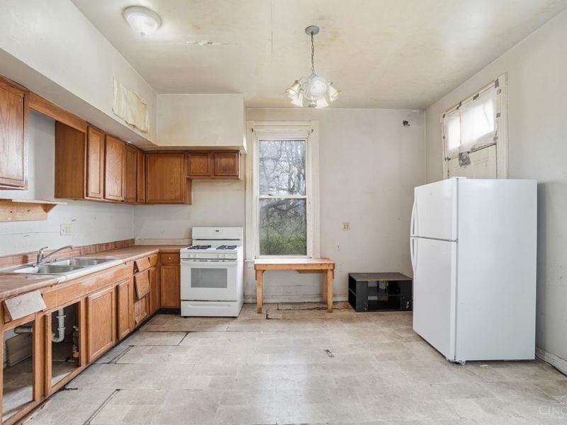 1104 Seton Avenue, Cincinnati, OH 45205 Photo 18