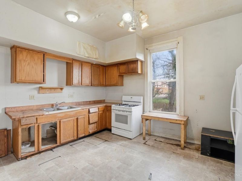 1104 Seton Avenue, Cincinnati, OH 45205 Photo 19