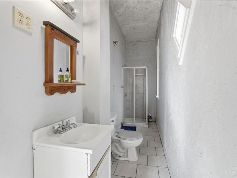 1104 Seton Avenue, Cincinnati, OH 45205 Photo 22